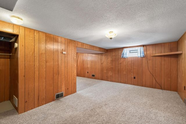 3735 Sumter Avenue S, Saint Louis Park, MN 55426