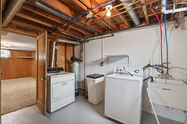 3735 Sumter Avenue S, Saint Louis Park, MN 55426