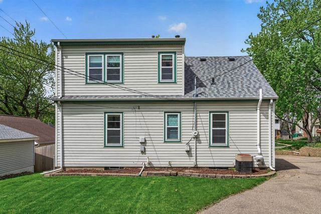 3735 Sumter Avenue S, Saint Louis Park, MN 55426
