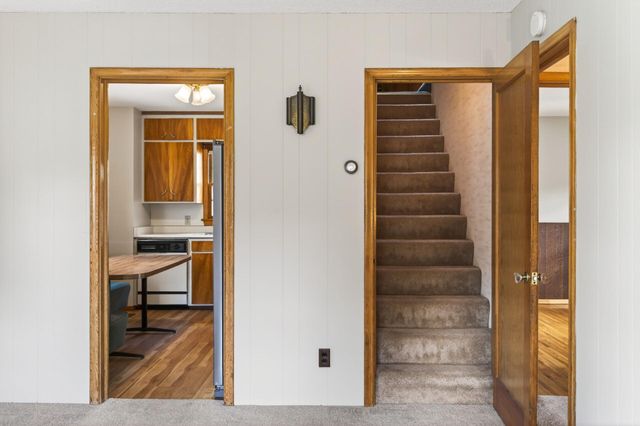 3735 Sumter Avenue S, Saint Louis Park, MN 55426