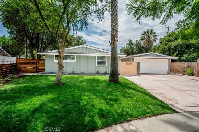 5680 Ensenada Way, Riverside, CA 92504