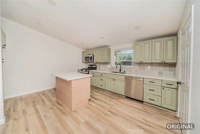5680 Ensenada Way, Riverside, CA 92504