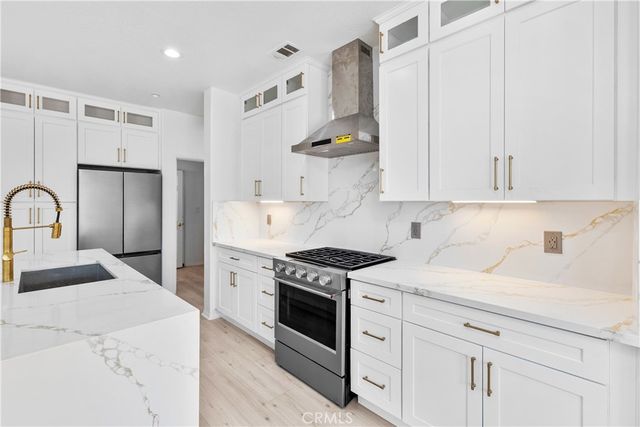 1271 Castledale, Riverside, CA 92501