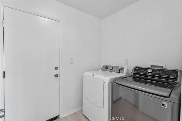 1271 Castledale, Riverside, CA 92501