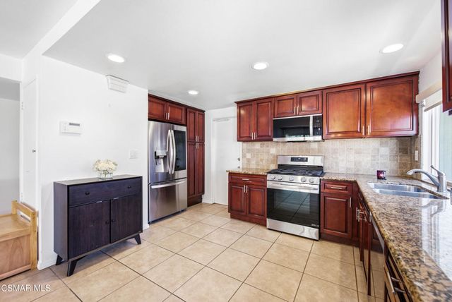 2369 E Alden Street, Simi Valley, CA 93065