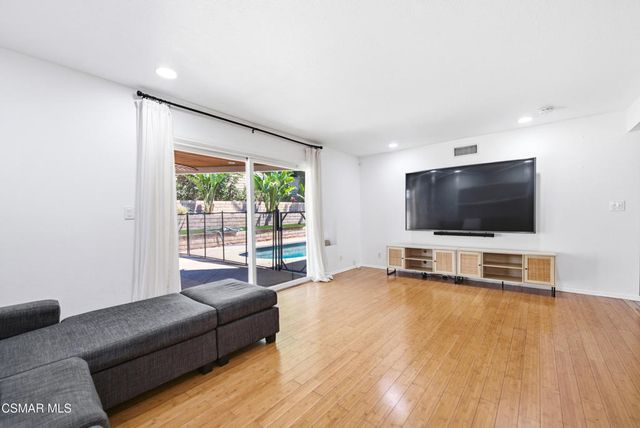 2369 E Alden Street, Simi Valley, CA 93065