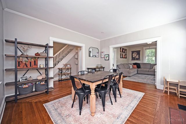 2528 Valley View Court, Cincinnati, OH 45219