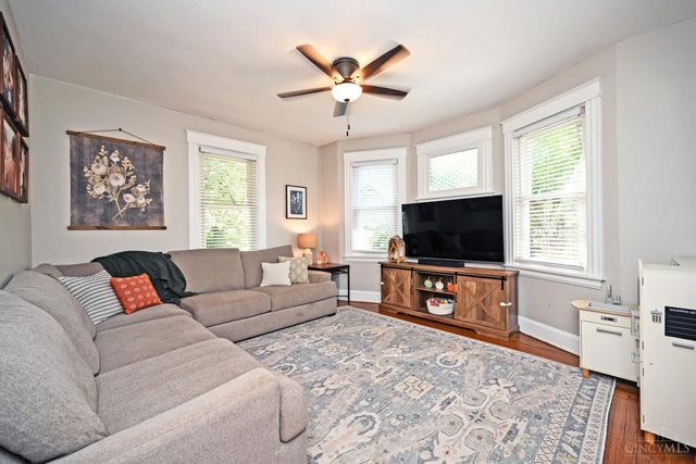 2528 Valley View Court, Cincinnati, OH 45219