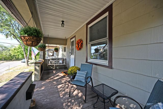 2528 Valley View Court, Cincinnati, OH 45219