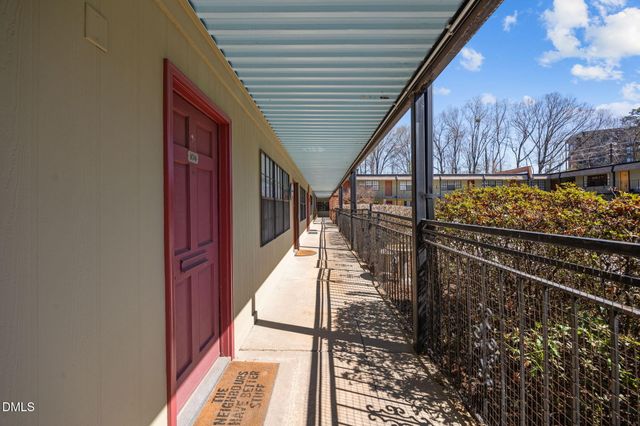 807 W Trinity Avenue 250, Durham, NC 27701