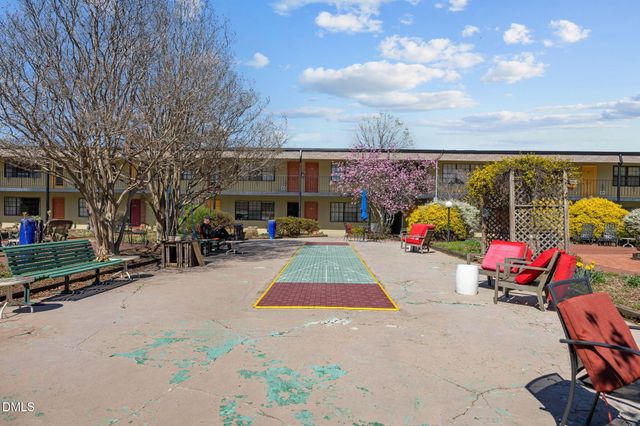 807 W Trinity Avenue 250, Durham, NC 27701