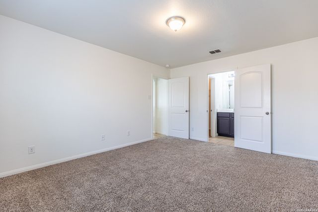 7058 Capeshaw, San Antonio, TX 78252