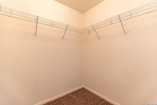 7058 Capeshaw, San Antonio, TX 78252