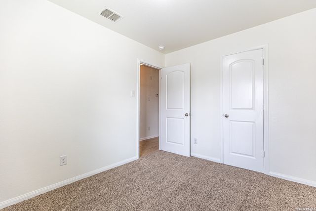 7058 Capeshaw, San Antonio, TX 78252