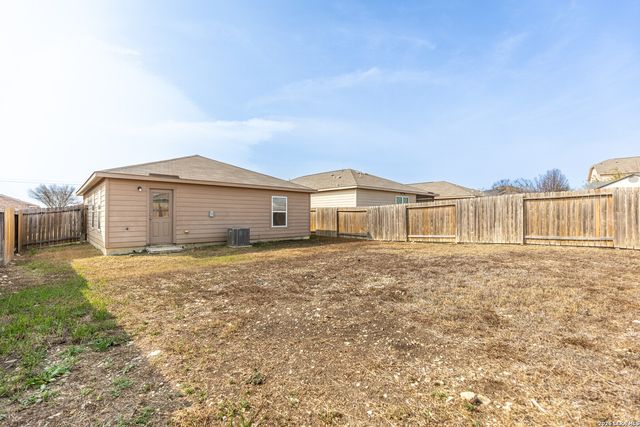 7058 Capeshaw, San Antonio, TX 78252