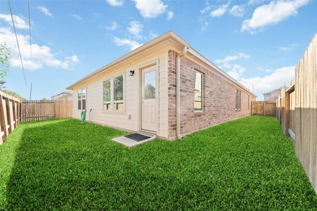 219 Murrieta Lane, Rosharon, TX 77583