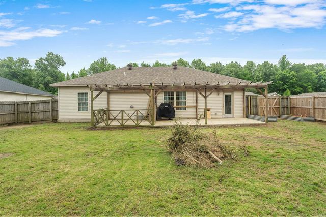 172 Peach Street, Austin, AR 72007