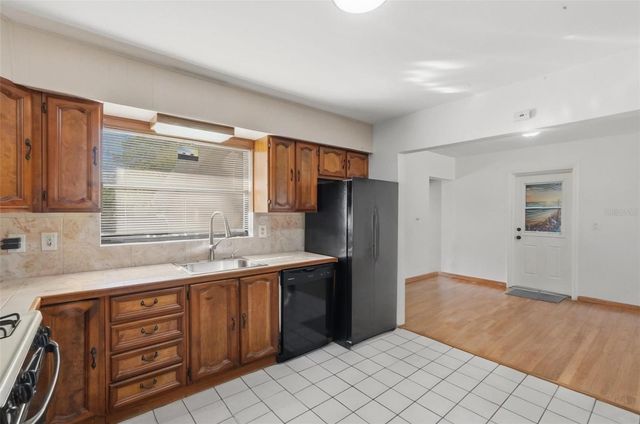 104 N HERCULES AVENUE, Clearwater, FL 33765