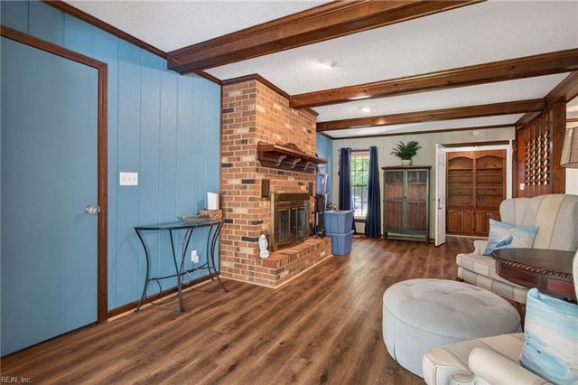 408 Woodbridge DR, Chesapeake, VA 23322