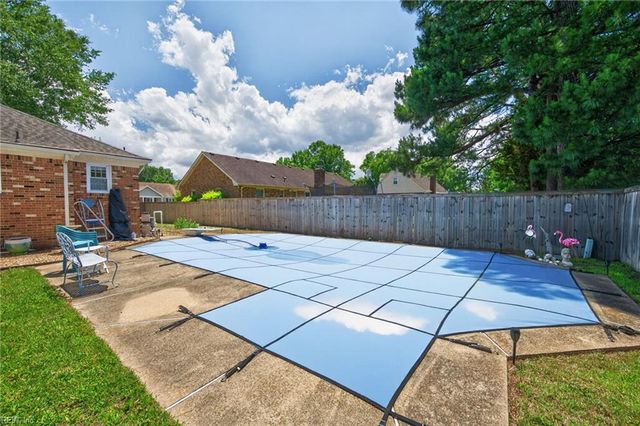 408 Woodbridge DR, Chesapeake, VA 23322