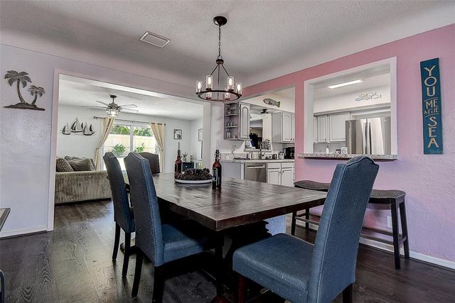 8497 137TH STREET, Seminole, FL 33776