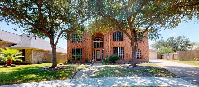 3310 Aspenbrook Ct Court, Pearland, TX 77581