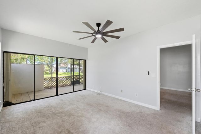 1097 NW 98th Terrace 110, Pembroke Pines, FL 33024