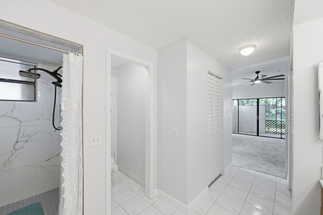 1097 NW 98th Terrace 110, Pembroke Pines, FL 33024