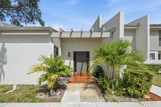 1097 NW 98th Terrace 110, Pembroke Pines, FL 33024