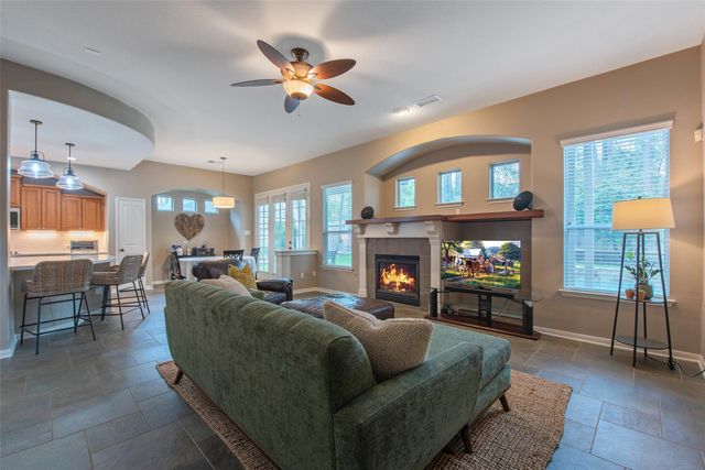 110 S Longsford Circle, The Woodlands, TX 77382