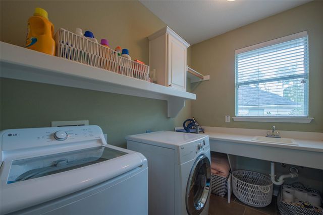 110 S Longsford Circle, The Woodlands, TX 77382