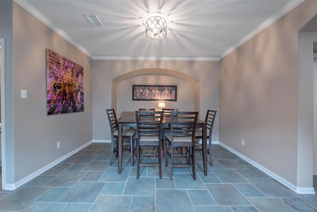 110 S Longsford Circle, The Woodlands, TX 77382