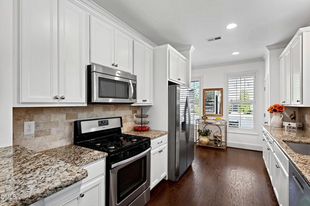 528 Ledbetter Court, Raleigh, NC 27608