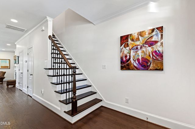 528 Ledbetter Court, Raleigh, NC 27608