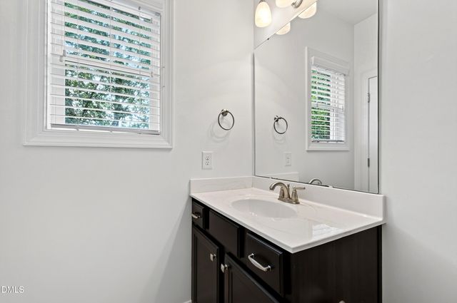 528 Ledbetter Court, Raleigh, NC 27608