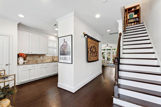 528 Ledbetter Court, Raleigh, NC 27608