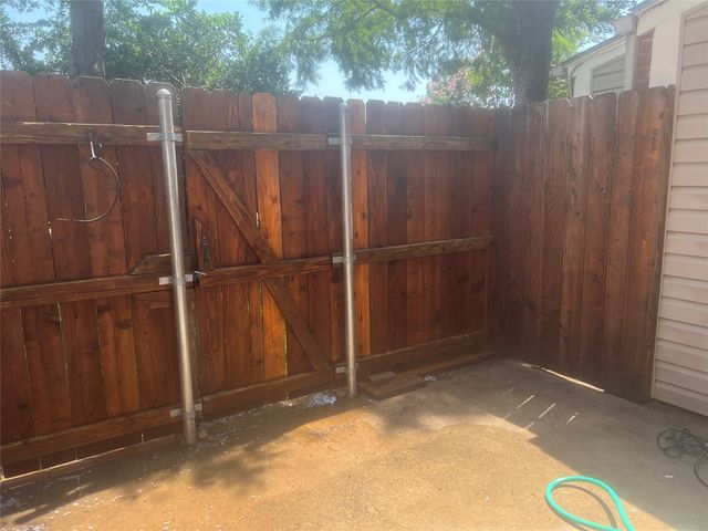 208 Samuel Boulevard 2-N, Coppell, TX 75019