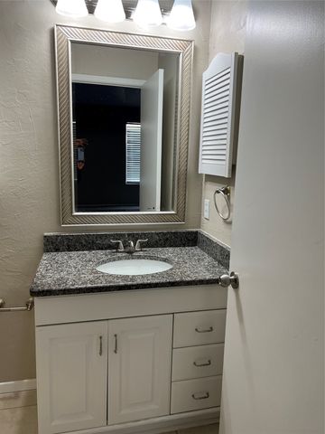 208 Samuel Boulevard 2-N, Coppell, TX 75019