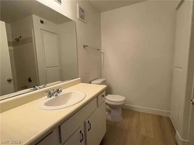 950 Seven Hills Drive 1212, Henderson, NV 89052