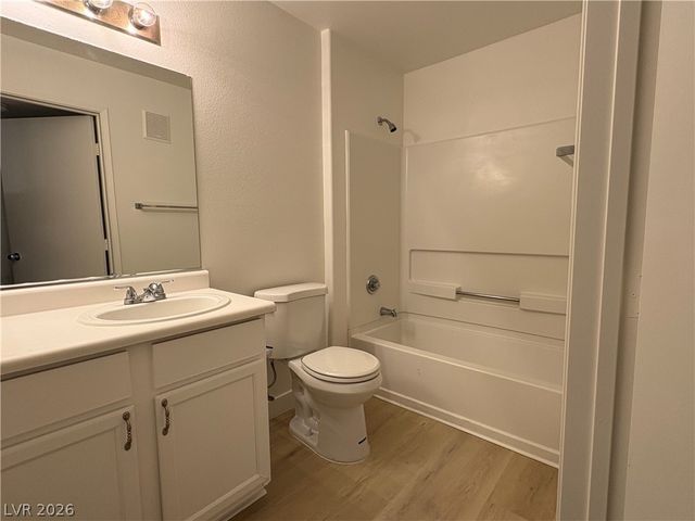 950 Seven Hills Drive 1212, Henderson, NV 89052