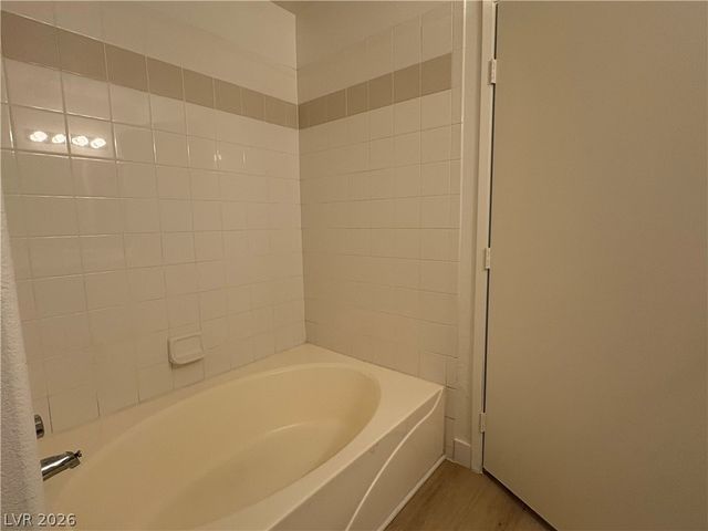950 Seven Hills Drive 1212, Henderson, NV 89052