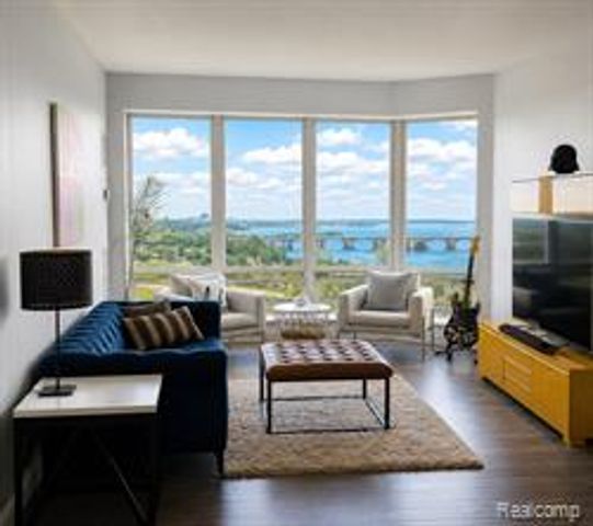250 E Harbortown Drive 1507, Detroit, MI 48207