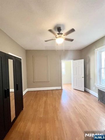 112 Hayward Place 1, Wallington, NJ 07057