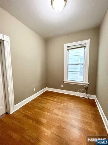 112 Hayward Place 1, Wallington, NJ 07057