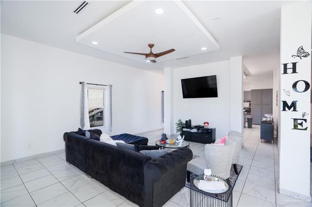 502 W La Quinta Drive, Pharr, TX 78577