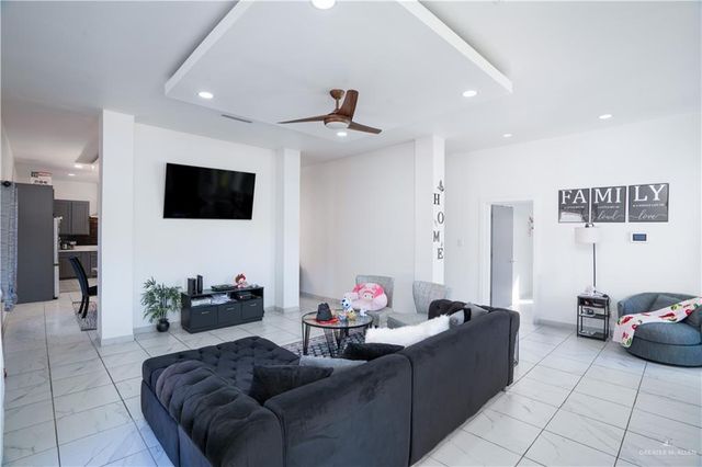 502 W La Quinta Drive, Pharr, TX 78577