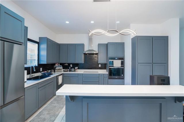 502 W La Quinta Drive, Pharr, TX 78577