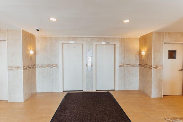 1 East Broadway 4B, Long Beach, NY 11561