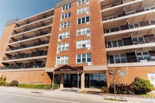1 East Broadway 4B, Long Beach, NY 11561