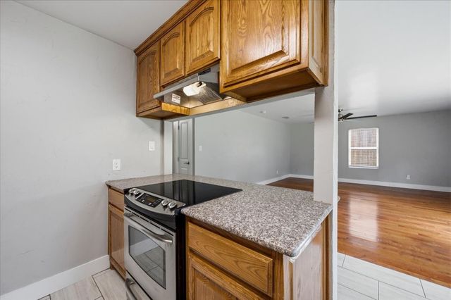 7220 Windhaven Road, North Richland Hills, TX 76182